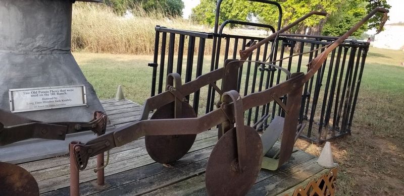 One of the Old Potato Plows and Marker image. Click for full size.