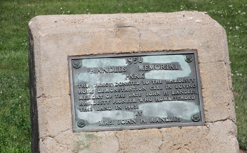 Randles Memorial Park Marker. Click for full size. Randles Memorial Park Marker image. Click for full size.