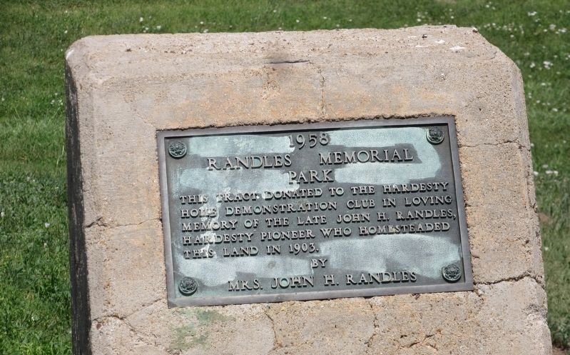 Randles Memorial Park Marker image. Click for full size.