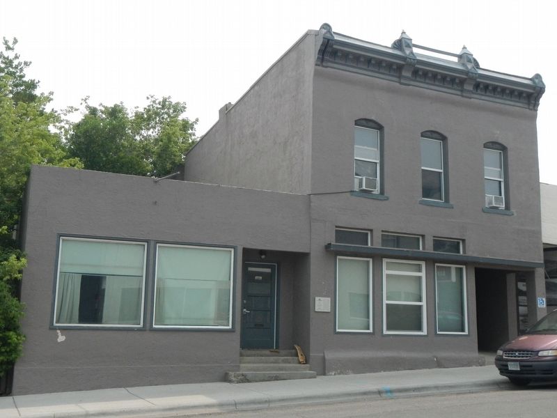 203 North Rodney Street Building and Marker image. Click for full size.