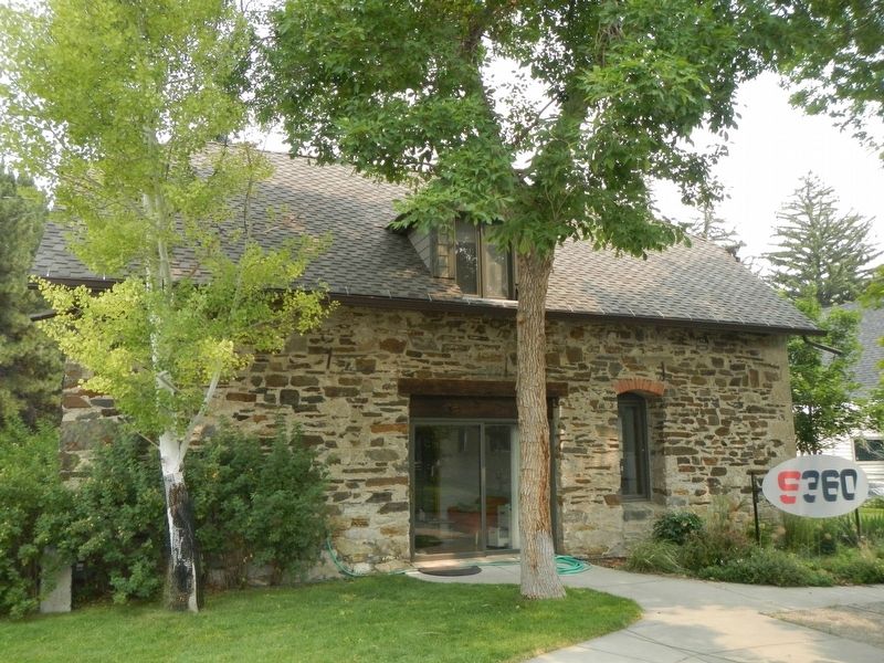 Child Carriage House image. Click for full size.