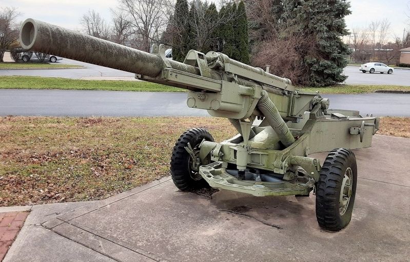 105mm Howitzer as part of Grove City Honor Roll. Click for full size. 105mm Howitzer as part of Grove City Honor Roll image. Click for full size.