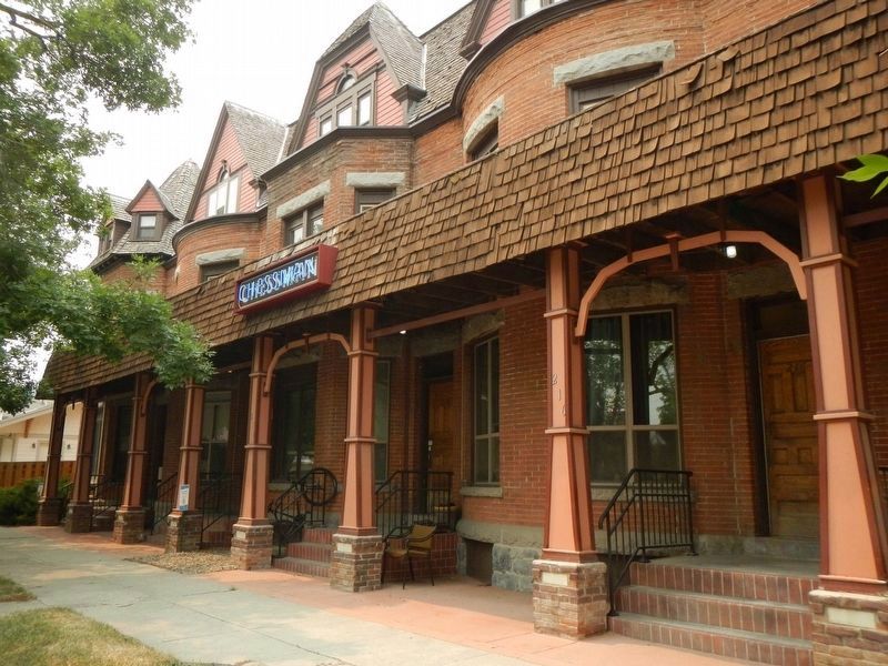 Chessman Flats Apartment image. Click for full size.