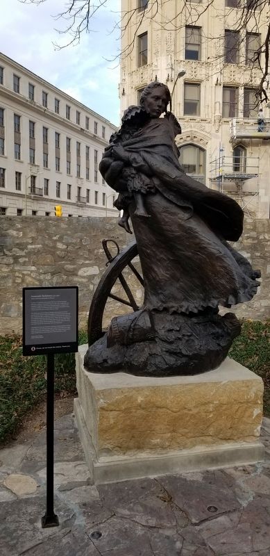 The Susannah Dickinson statue and Marker image. Click for full size.
