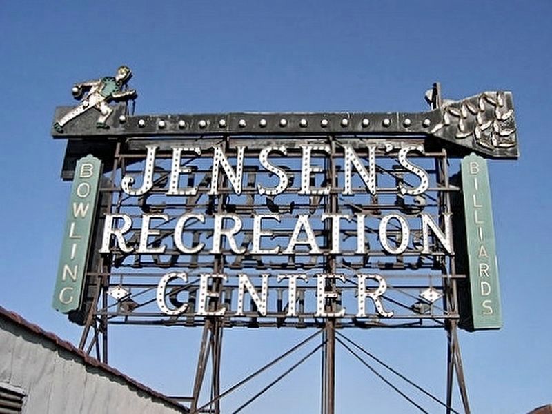 Rooftop Sign image. Click for full size.
