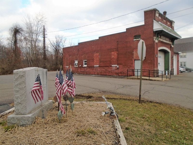 Third Ward War Memorial image. Click for full size.