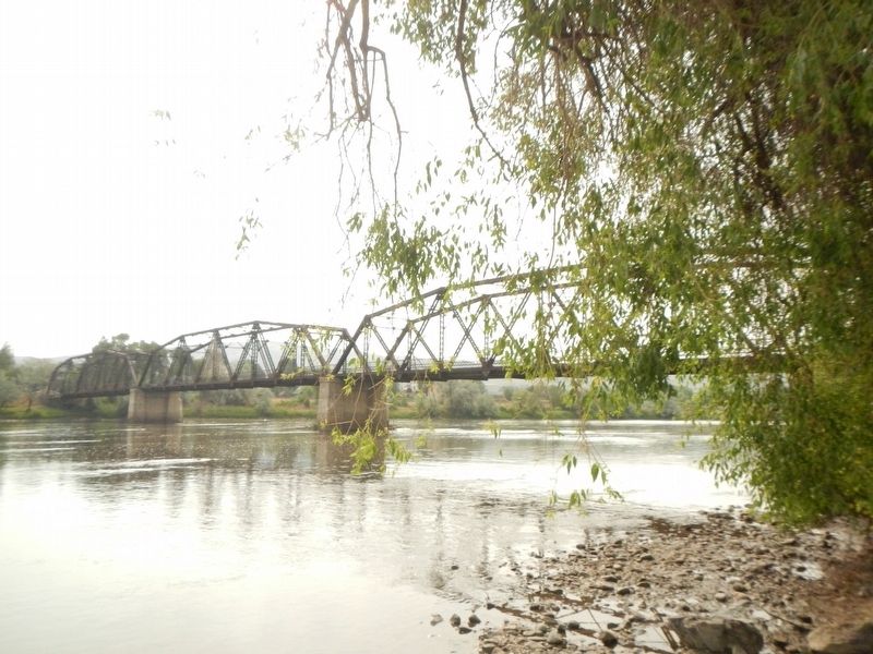 Toston Bridge image. Click for full size.