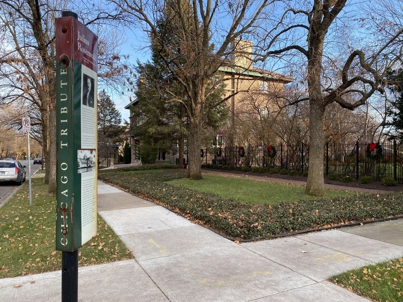 Julius Rosenwald Marker - wide view, with Rosenwald residence in the background image. Click for full size.