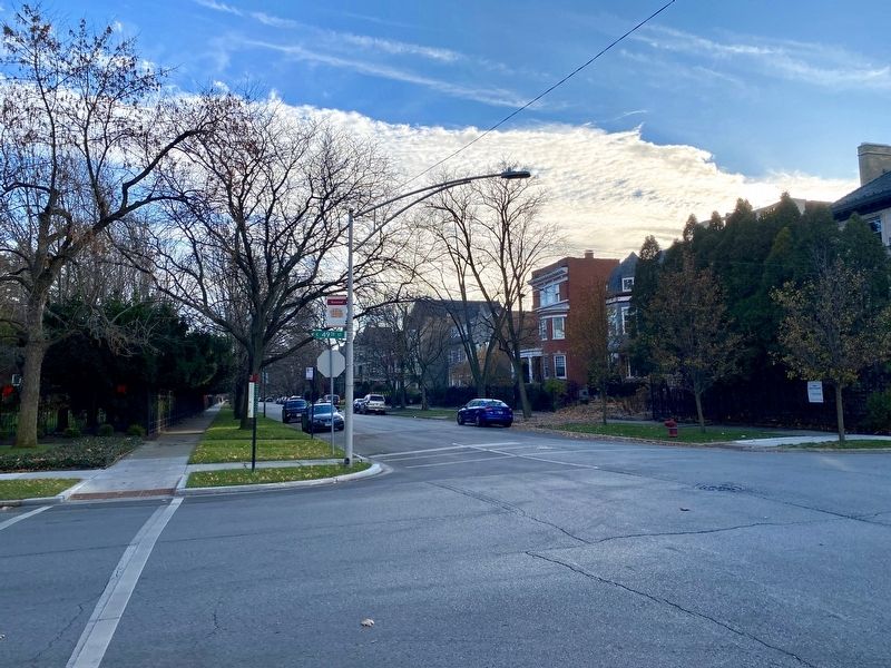 Kenwood Marker - wide view image. Click for full size.
