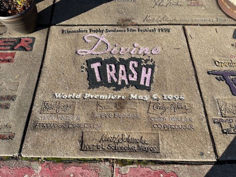 Divine Trash Marker image. Click for full size.