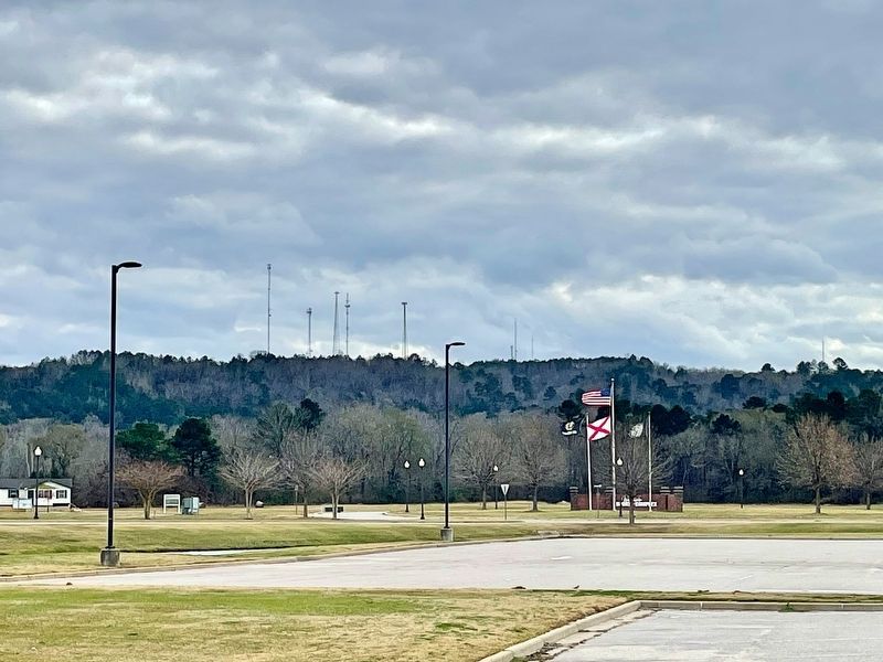 View of communication antennas on Bald Knob Rd (Tour site #2) image. Click for full size.