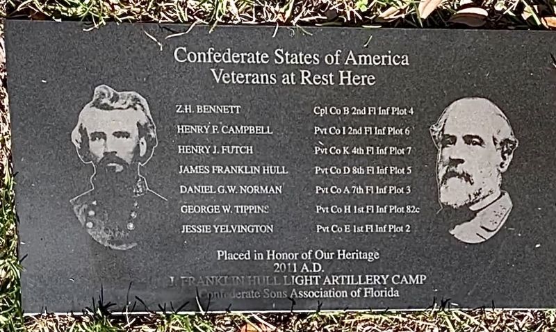 Confederate States of America Veterans Buried Here Marker. Click for full size. Confederate States of America Veterans Buried Here Marker image. Click for full size.