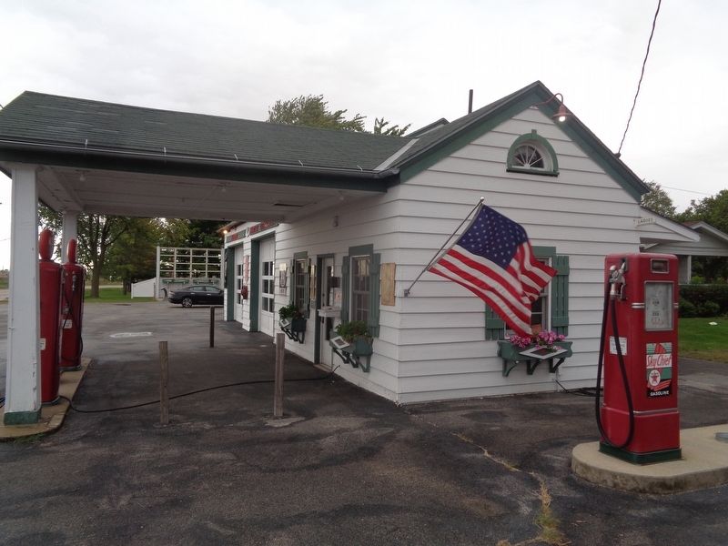Ambler-Becker Texaco Station image. Click for full size.