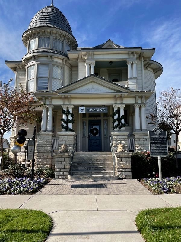Garvey-Veihl House and Marker image. Click for full size.