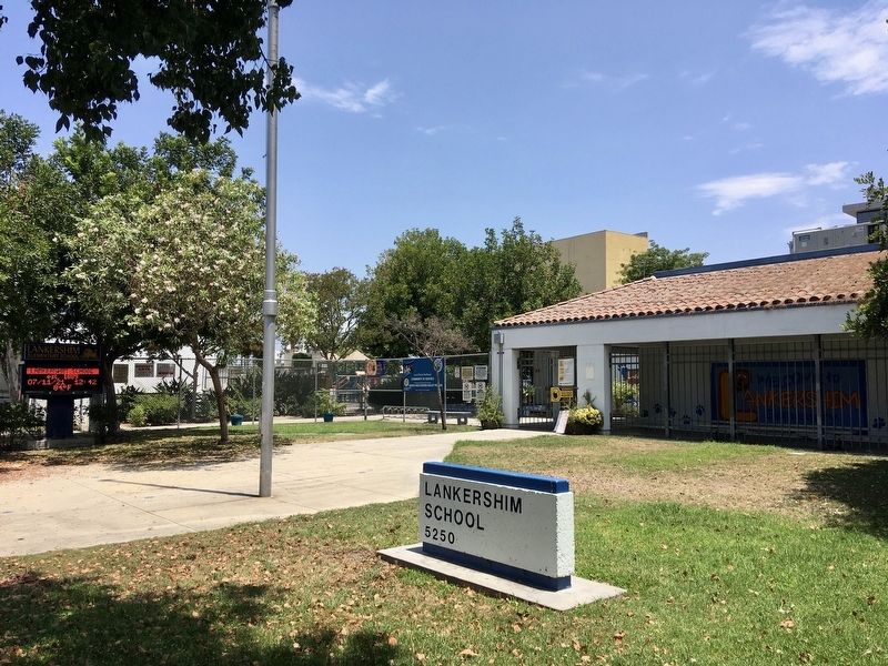 Lankershim Elementary School image. Click for full size.