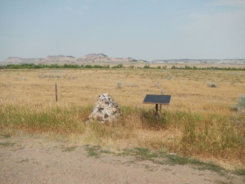 I wonder what this marker said? image. Click for full size.