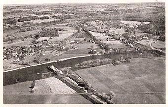 "Aerial view [of Fort Hunter area]" image. Click for more information.