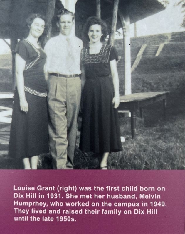 Louise Grant (right) and her husband, Melvin Humphrey image. Click for full size.