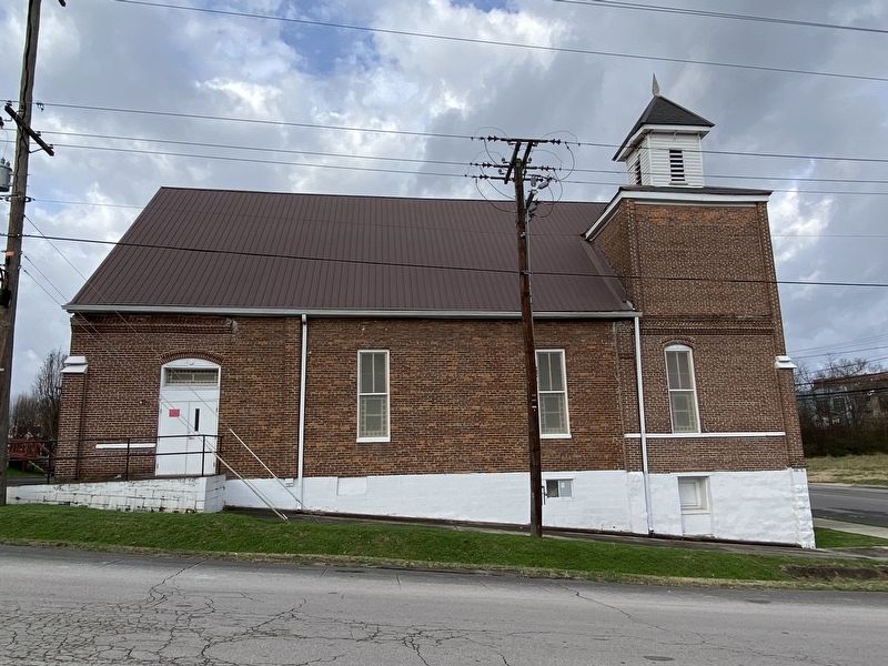 East side of Mt. Lebanon Missionary Baptist Church. Click for full size. East side of Mt. Lebanon Missionary Baptist Church image. Click for full size.