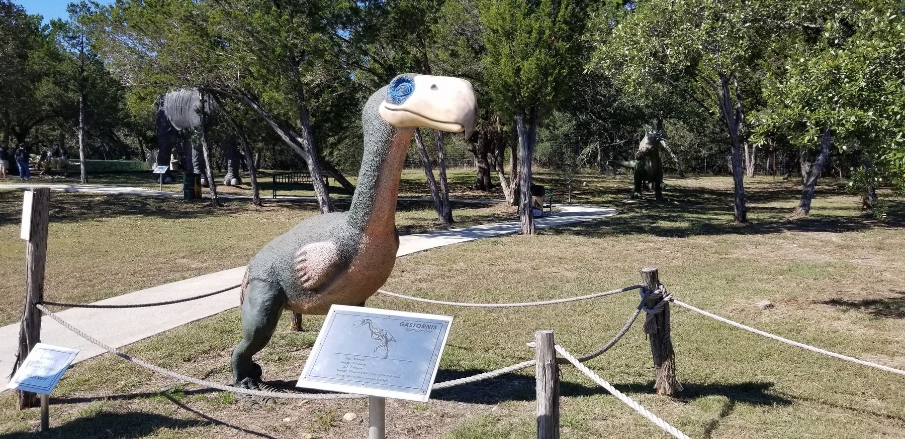 The view of the Gastornis and Marker from the trail image. Click for full size.