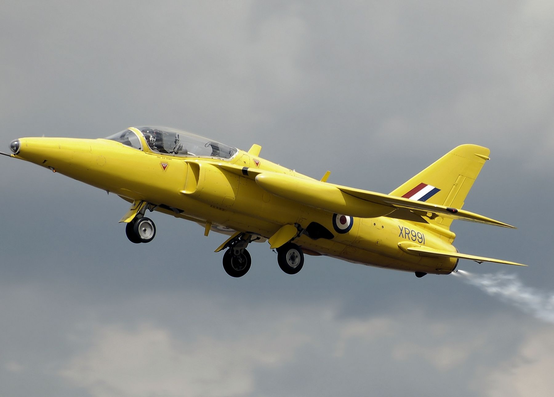 Folland Gnat in flight image. Click for full size.