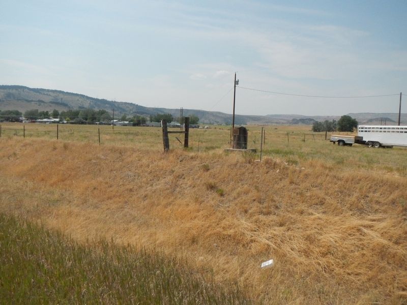 Bozeman Trail Crossing Marker. Click for full size. Bozeman Trail Crossing Marker image. Click for full size.