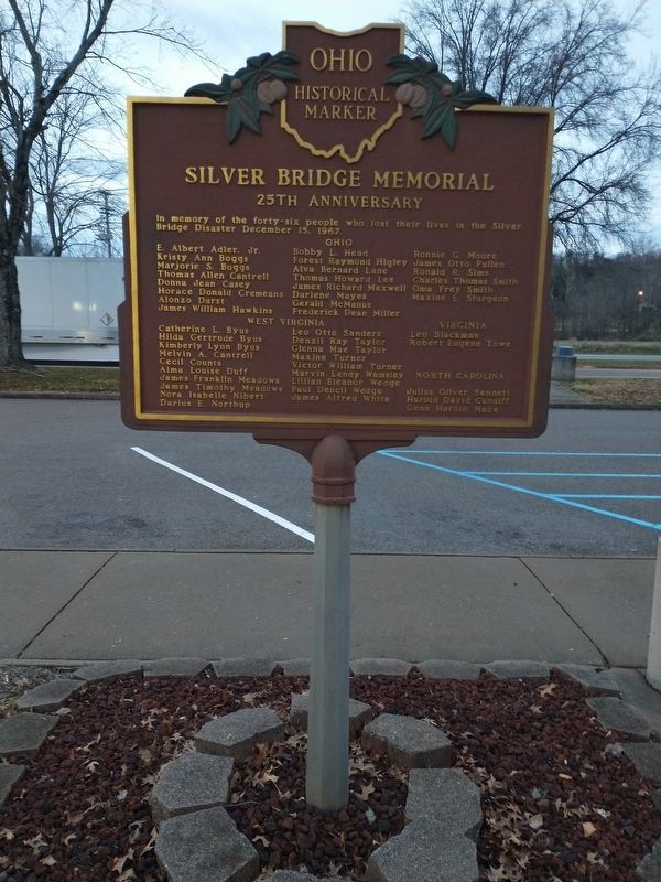 The Silver Bridge Disaster Marker image. Click for full size.