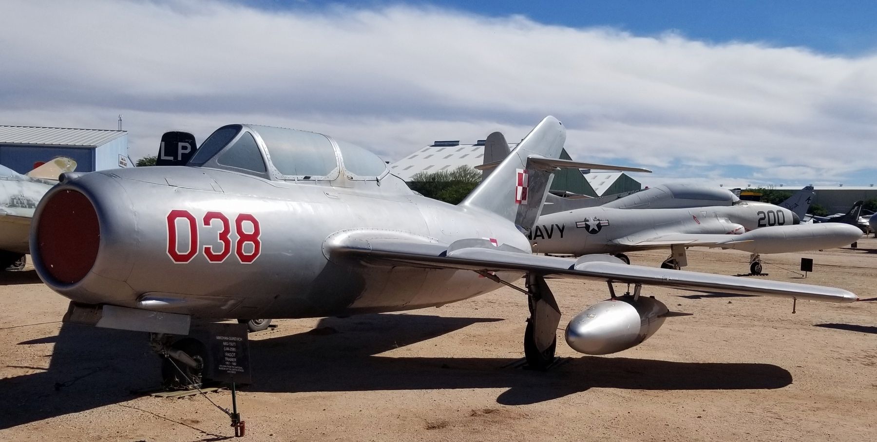The Mikoyan-Gurevich MiG-15UTI image. Click for full size.