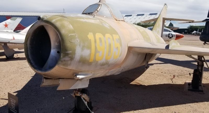 The Mikoyan-Gurevich Mig-17F (LIM-5) and Marker image. Click for full size.
