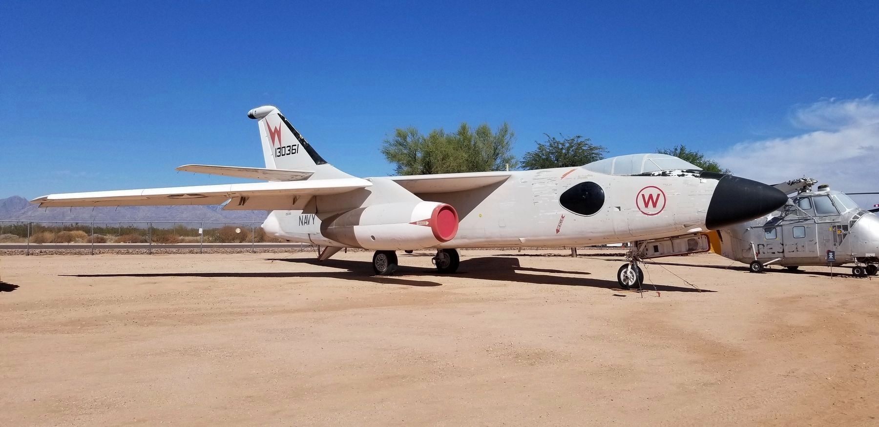 The full view of the Douglas YEA-3A Skywarrior image. Click for full size.