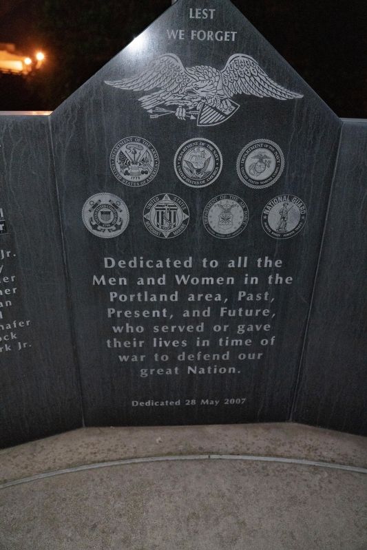 Portland Veterans Memorial image. Click for full size.