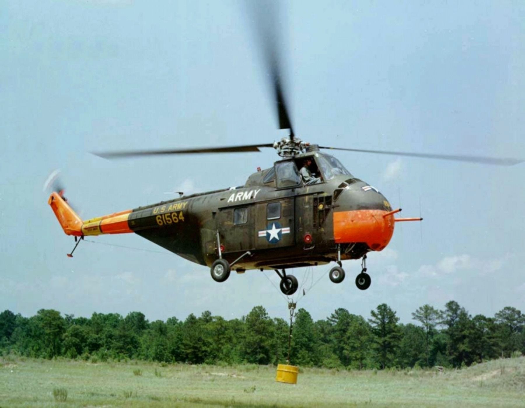 A U.S. Army Sikorsky UH-19D Chickasaw helicopter (s/n 56-1564) in flight. image. Click for full size.