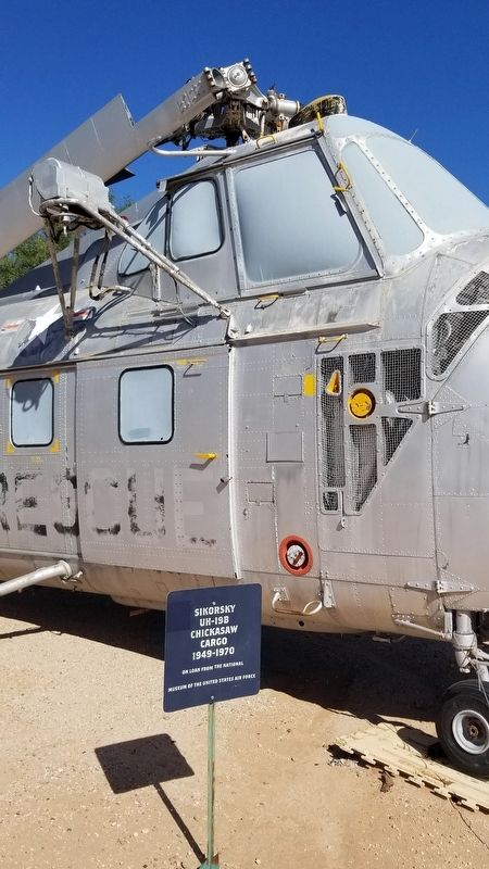 Closeup of the Sikorsky UH-198 Chickasaw and Marker image. Click for full size.