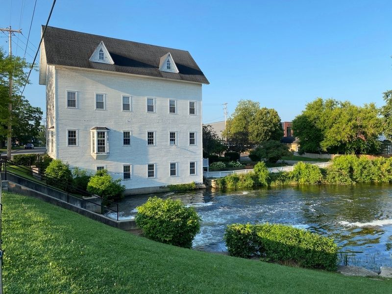 Linden Mill image. Click for full size.