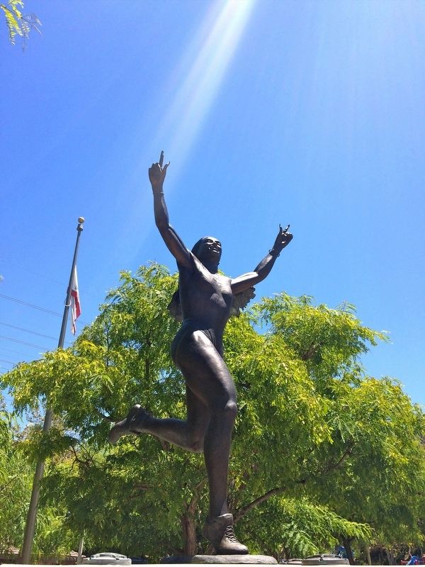 Florence "Flo-Jo" Joyner Memorial. Click for full size. Florence "Flo-Jo" Joyner Memorial image. Click for full size.