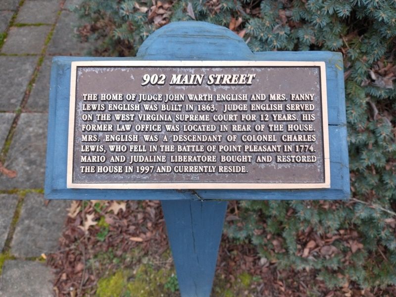 902 Main Street Marker. Click for full size. 902 Main Street Marker image. Click for full size.