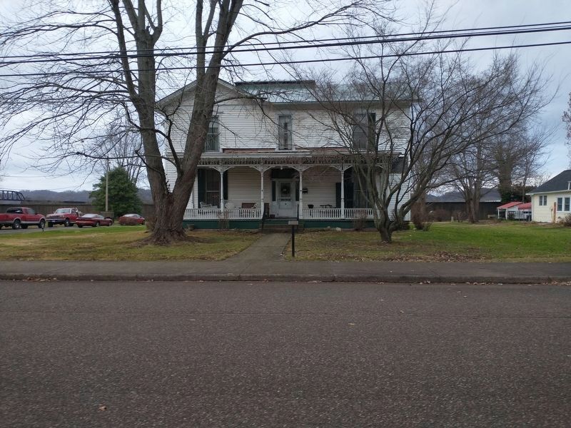 1003 Main Street. Click for full size. 1003 Main Street image. Click for full size.