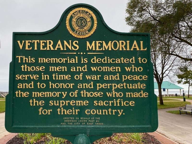East Tawas Veterans Memorial image. Click for full size.
