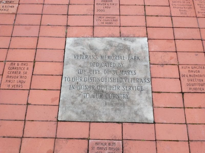 Veterans Memorial Park Marker image. Click for full size.