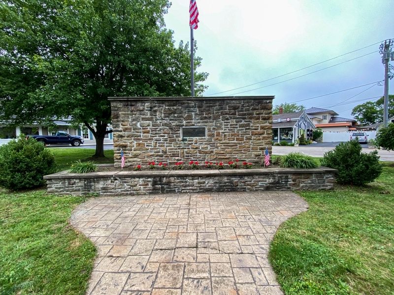 Marshall Veterans Memorial image. Click for full size.