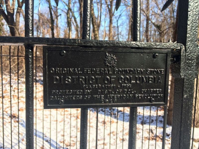 Original Federal Boundary Stone, District of Columbia, East Cornerstone Marker image. Click for full size.