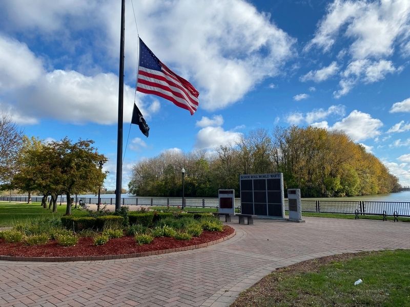 Ecorse Korean War Memorial. Click for full size. Ecorse Korean War Memorial image. Click for full size.