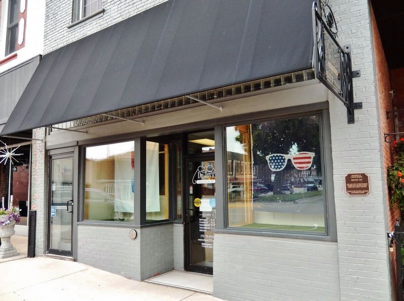 Long's Block Storefront (<i>east unit</i>). Click for full size. Long's Block Storefront (<i>east unit</i>) image. Click for full size.