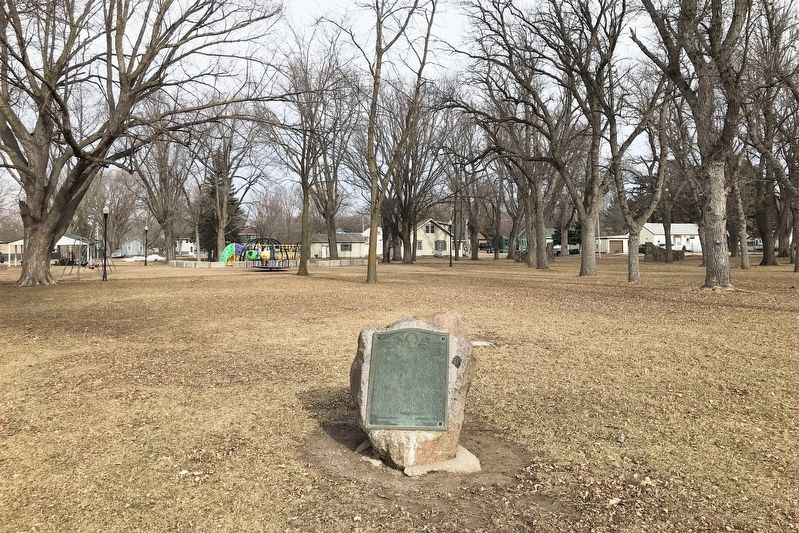 Memorial Day Order Marker, from the south image. Click for full size.