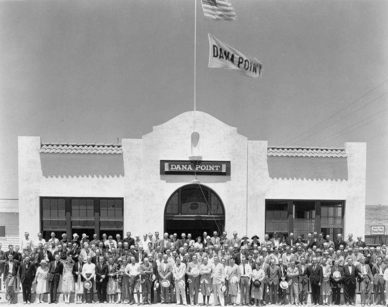 <i>Land Agents at Dana Point, 1927</i> (source photo for marker background). Click for full size. <i>Land Agents at Dana Point, 1927</i> (source photo for marker background) image. Click for full size.
