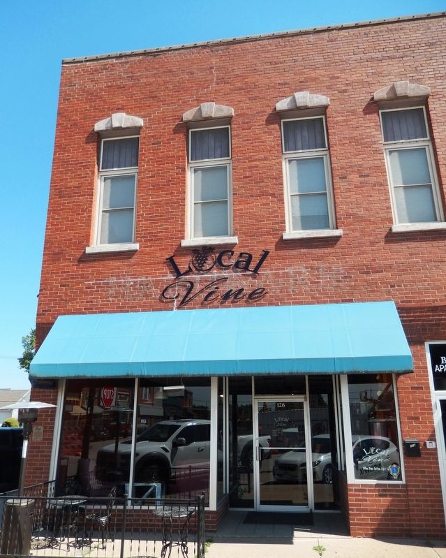 126 West Ashland Avenue. Click for full size. 126 West Ashland Avenue image. Click for full size.
