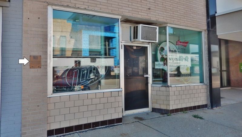 118 North Howard Storefront. Click for full size. 118 North Howard Storefront image. Click for full size.