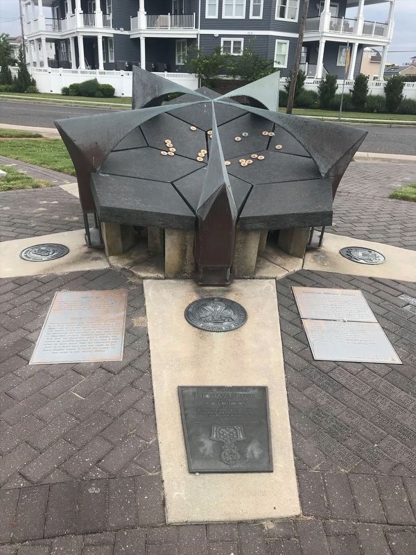 Longport Veterans Monument image. Click for full size.