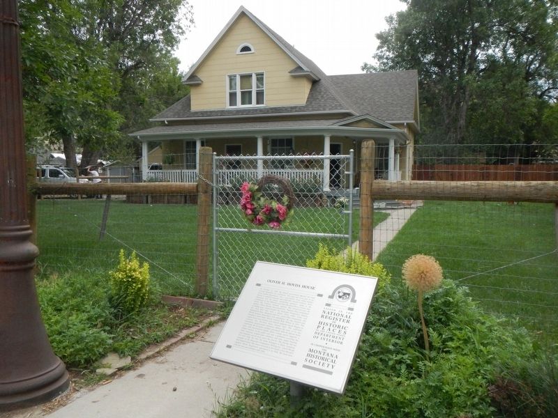 Oliver H. Hovda House and Marker image. Click for full size.
