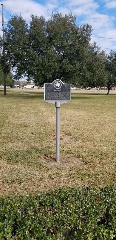 Beaumont Marker. Click for full size. Beaumont Marker image. Click for full size.